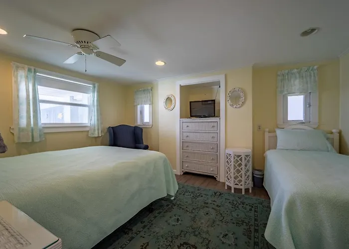 Apartment Ocean Front Nancy Claire 1 -bunker *